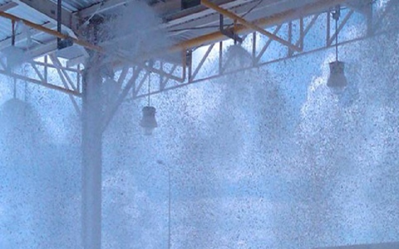 Active foam-water sprinkler system operating in compliance with NFPA 16 for fire protection in high-hazard areas